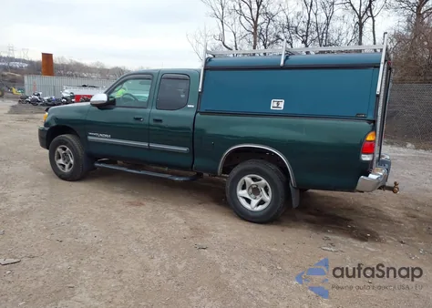 2003 Toyota Tundra Sr5 V8 z USA, uszkodzony, nr VIN 5TBBT44113S364707